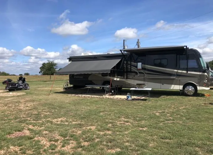 Dippel RV Park Picture 9