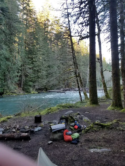 Hayes River Picture 2