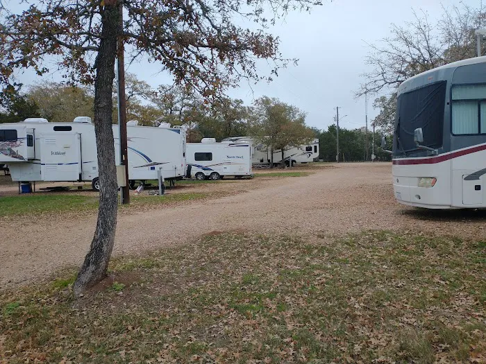 Ross's South Forty RV Park Picture 1