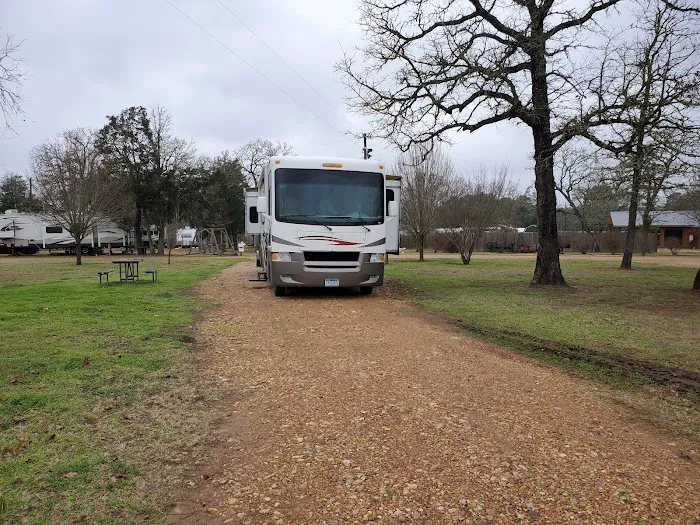 Ross's South Forty RV Park Picture 5