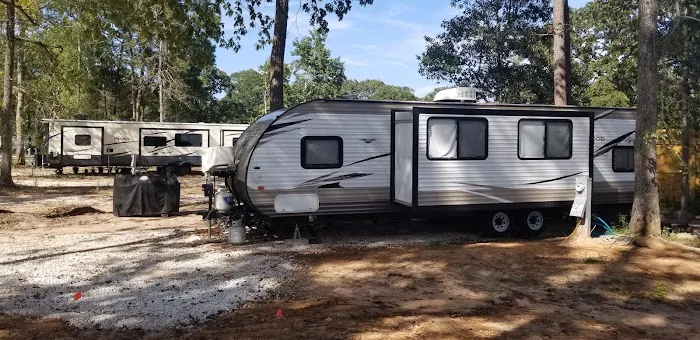 Hidden Oaks RV Park Picture 8