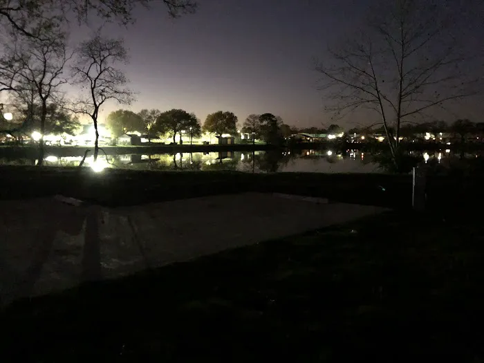 Sealy RV Park Picture 7