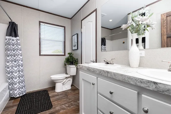Briarwood Estates Picture 1