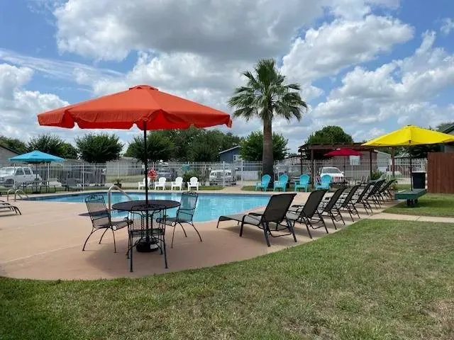 Briarwood Estates Picture 3