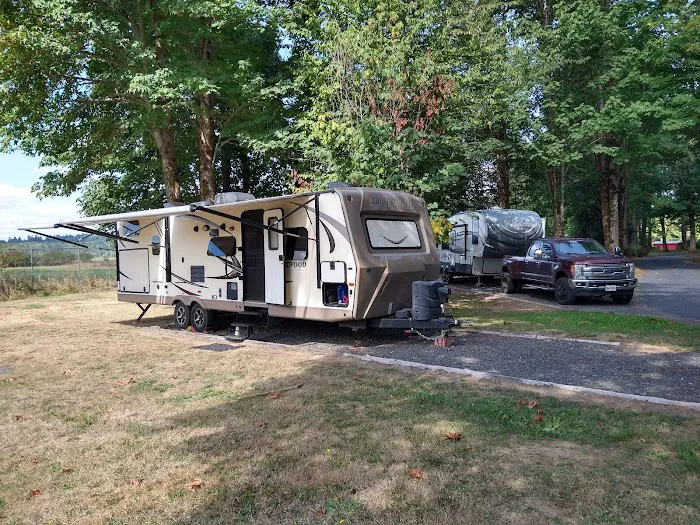 Kemp Olson Memorial Park Campground RV Park Picture 4