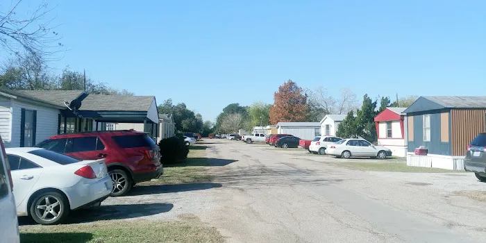 Westbrook Mobile Home Park Picture 3