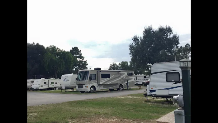 Tomball-Rosehill RV Park Picture 8