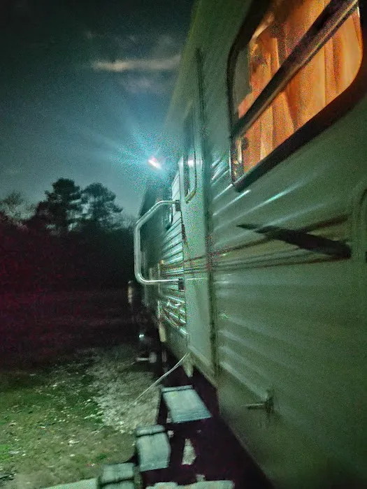 Laid Back RV Park Picture 3