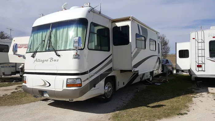 White's RV Park Picture 6