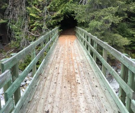Lake Creek Campground