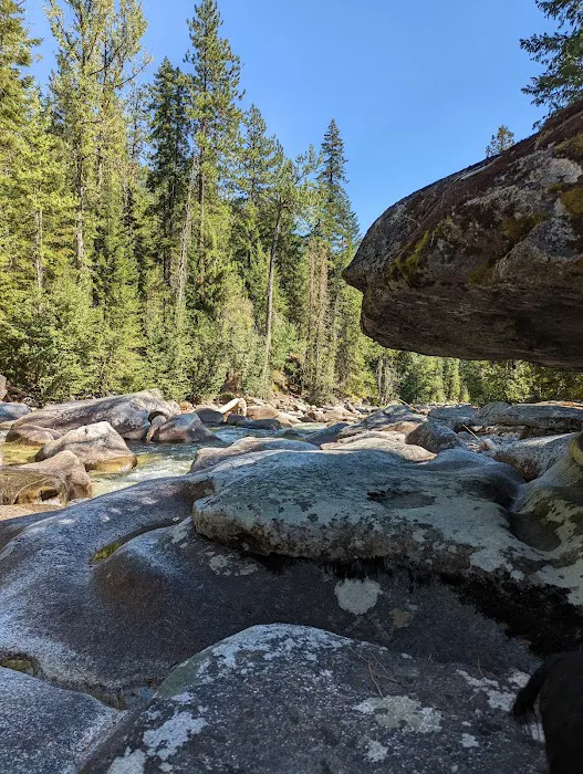 Lake Creek Campground Picture 6