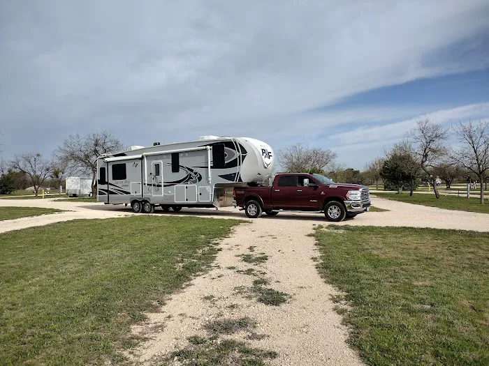 Buck Creek RV Park Picture 3