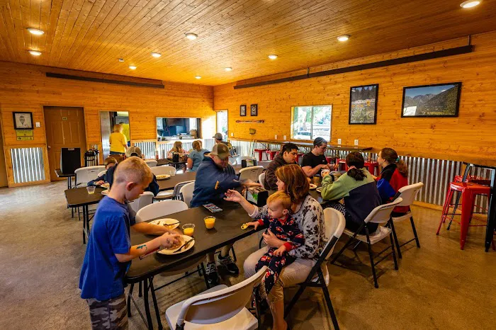 Leavenworth / Pine Village KOA Holiday Picture 6