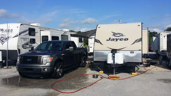 Jake's RV Park Picture 1