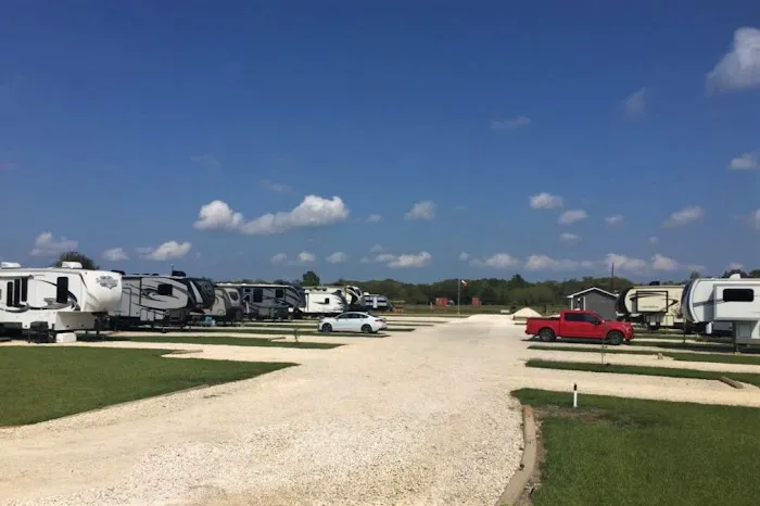 Bayou Breeze RV Park Picture 2
