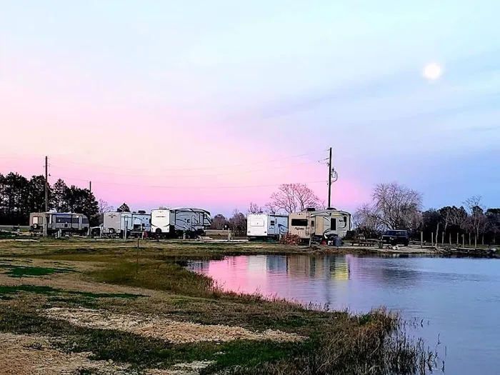 LanterLodge RV Park Picture 5