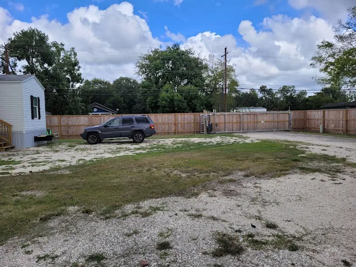 J & J RV Park Picture 1
