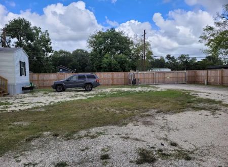J & J RV Park