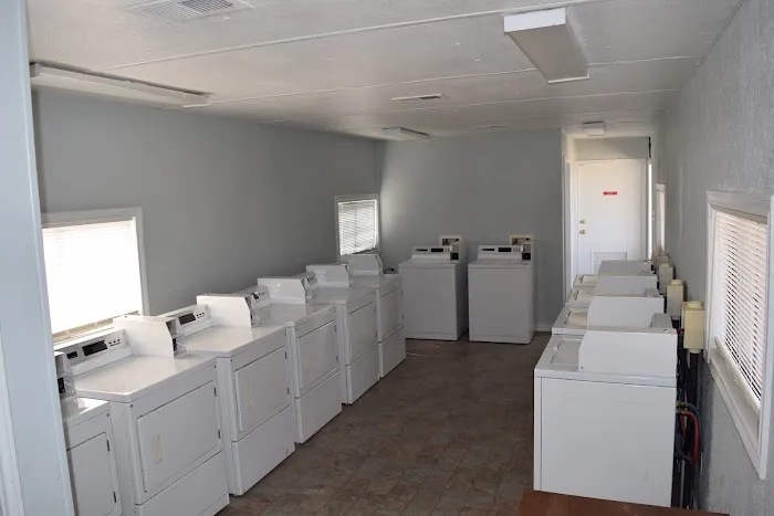 Hidden Palms RV Park Picture 7