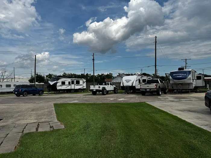 AOK RV Park Port Arthur Picture 7
