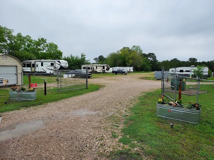 CountyLine RV Park Picture 3