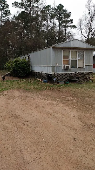Cleveland Mobile Home and RV Park Picture 4