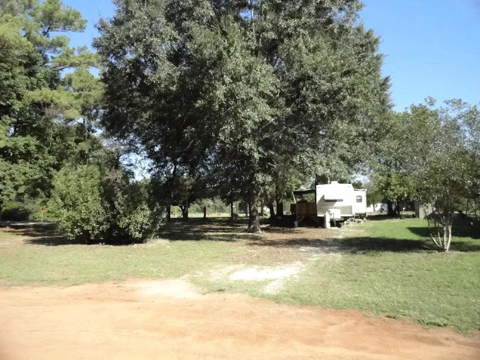 Cleveland Mobile Home and RV Park Picture 5