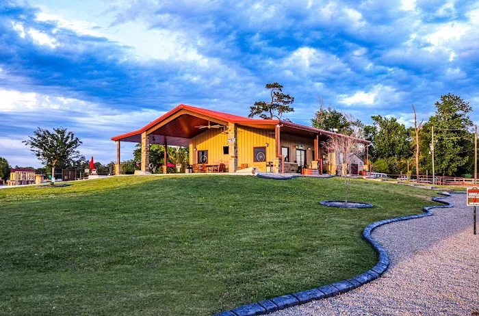 East Fork RV Resort Picture 1