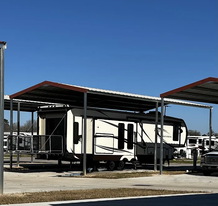 East Fork RV Resort Picture 6