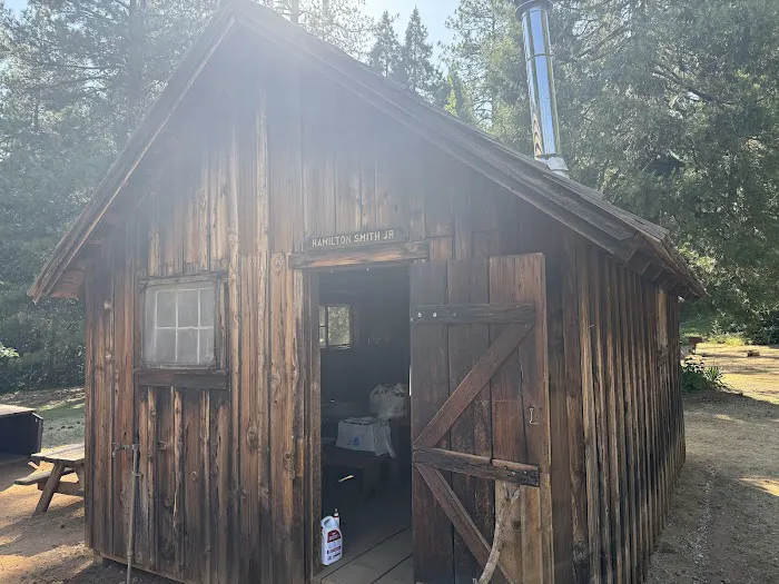 North Bloomfield Cabins Picture 2