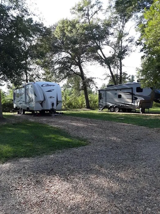 Peaceful Acres RV Park Picture 1