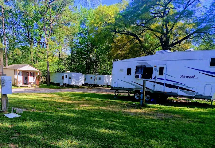 Peach Creek Rv Park Picture 2