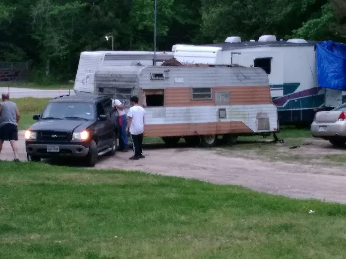 Peach Creek Rv Park Picture 5