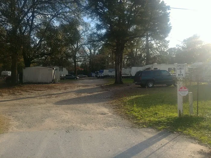 Peach Creek Rv Park Picture 7
