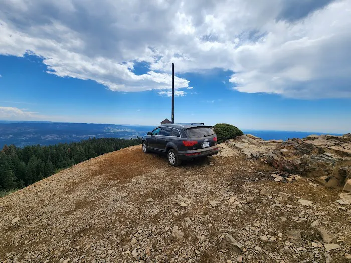 Grouse Ridge Lookout Picture 7
