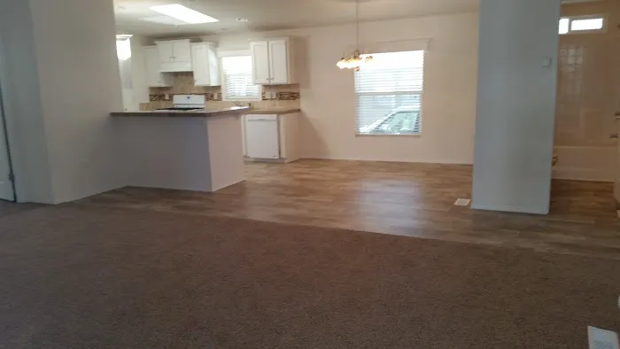 Monterey Manor Mobilehome Estates Picture 6