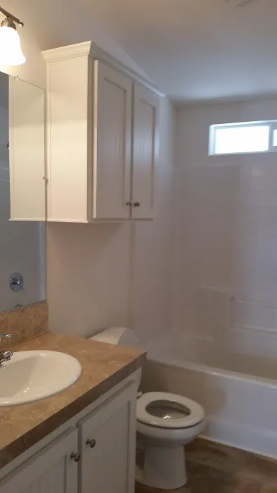 Monterey Manor Mobilehome Estates Picture 9