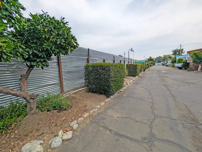 Golden Arrow Mobile Home Park Picture 7