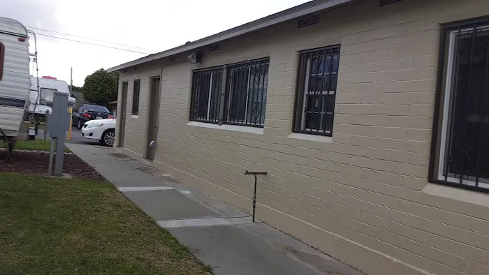 Paradise Travel Trailer Park Picture 1