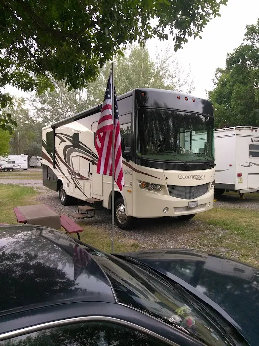 Villa Montclair Mobilehome Park Picture 8