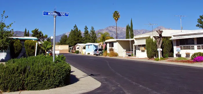 Villa Montclair Mobilehome Park Picture 6