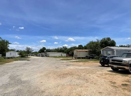 Sunnyside Tiny Home, Mobile Home & RV Park