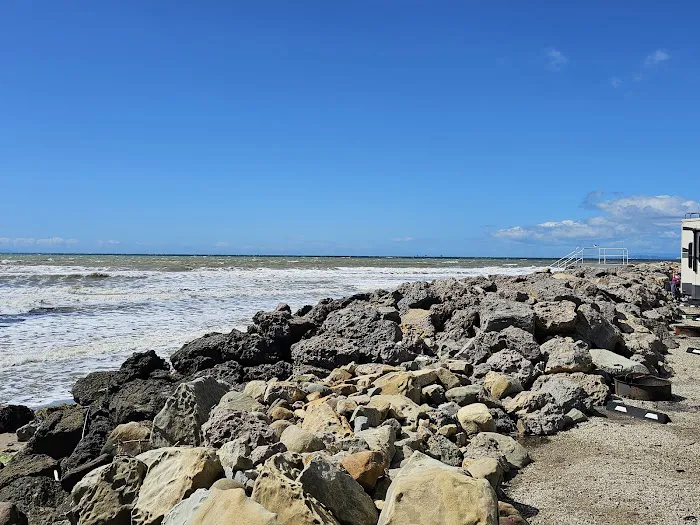 Hobson Beach Park Picture 3