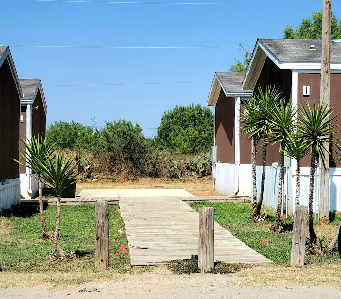 Pearsall RV Park Picture 4