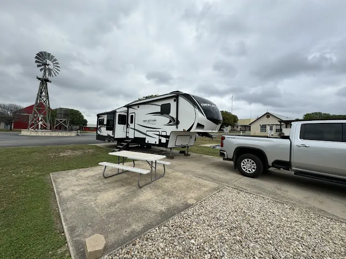Buckhorn Lake Resort Picture 7