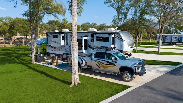 Treeside RV Resort Picture 7