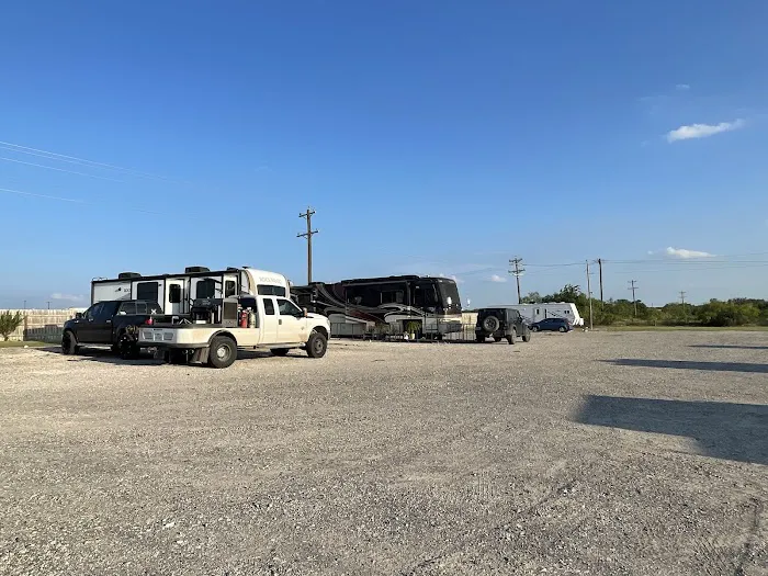 Gone Bananas RV Park Picture 1