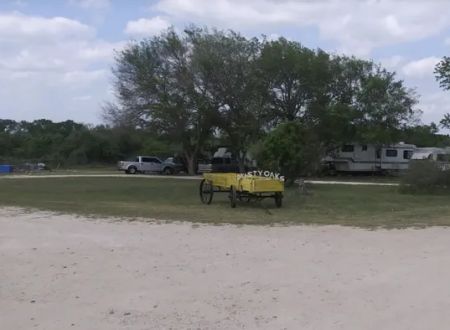 Dusty Oaks RV Park