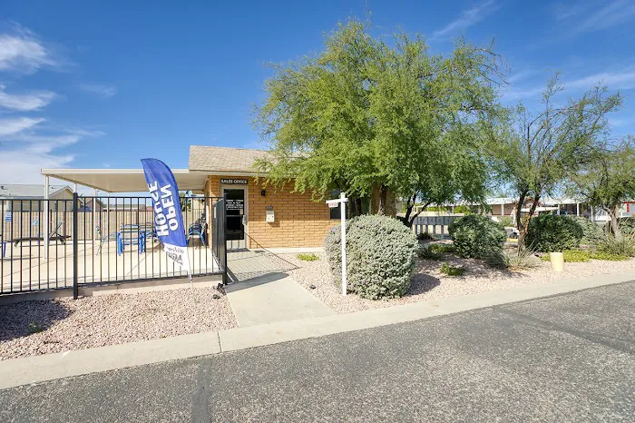 Pueblo Mesa Picture 2