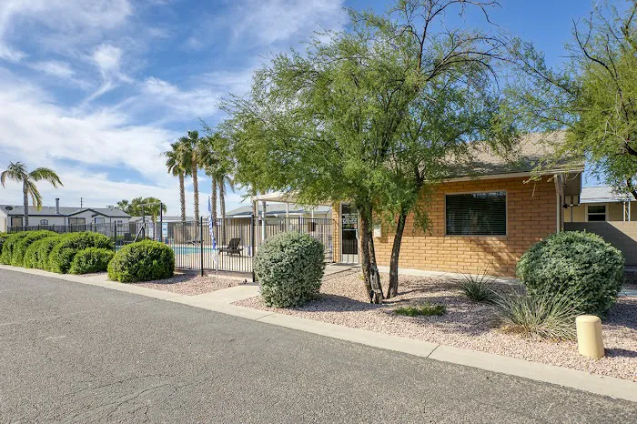Pueblo Mesa Picture 7